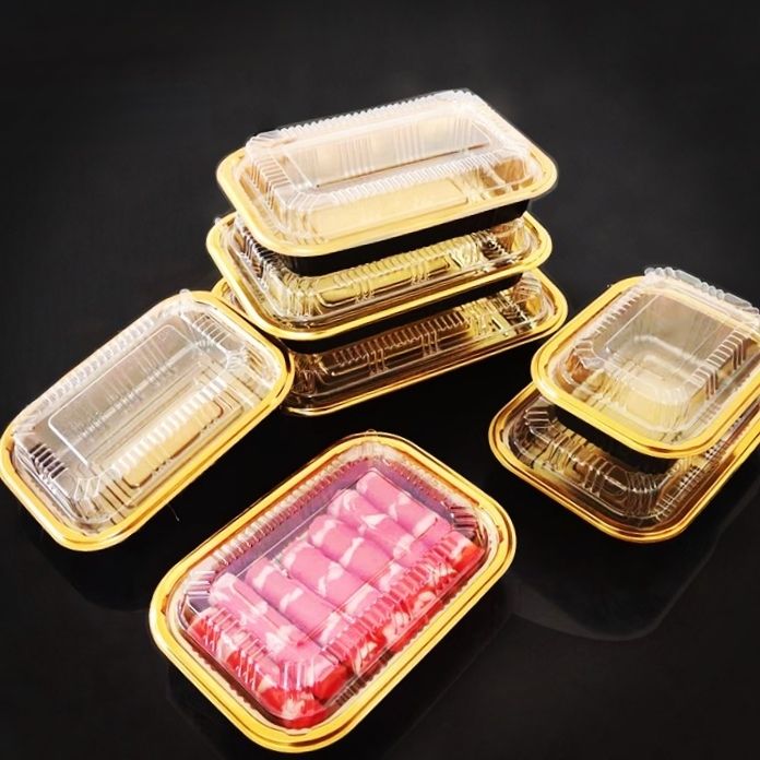 Customized Disposable Golden Beef And Mutton Roll Packaging Box Plastic PP Salmon Sushi Packaging Takeout Box